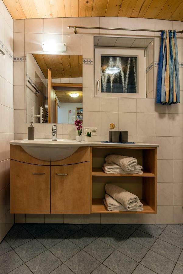 Apartmán Haus Ambiatscha Sankt Gallenkirch Exteriér fotografie